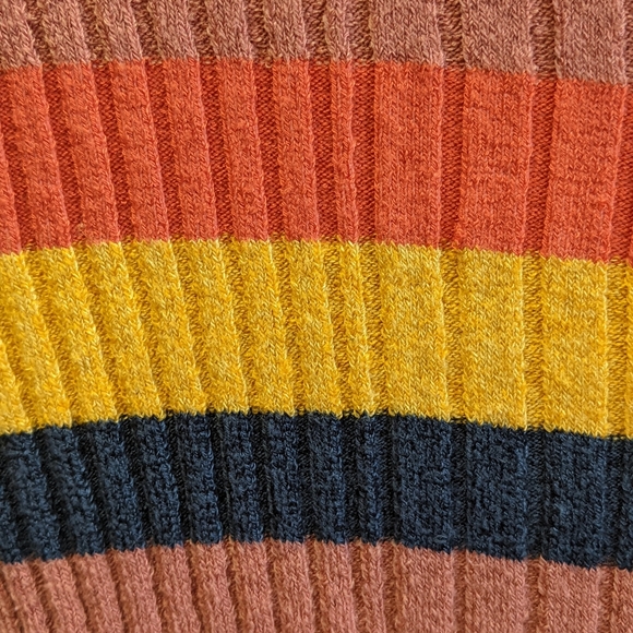 Cropped multi colored sweater - Picture 7 of 8